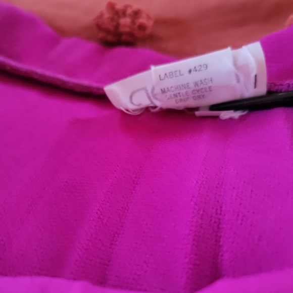 • VINTAGE FUCHSIA PLEATED POLY MIDI • - Picture 7 of 9